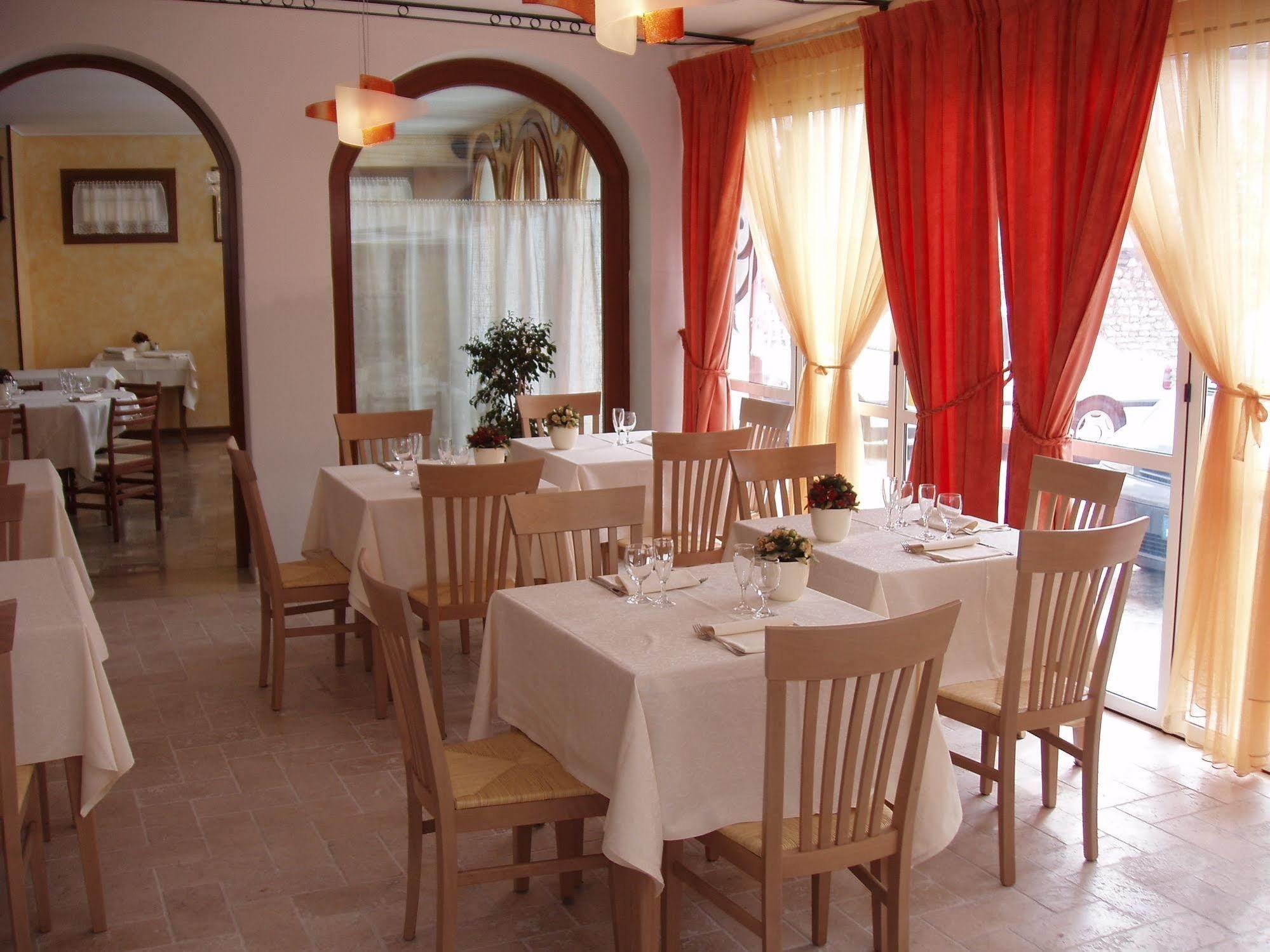 Locanda Ai Archi Di Andreola Monica Farra di Soligo Ngoại thất bức ảnh