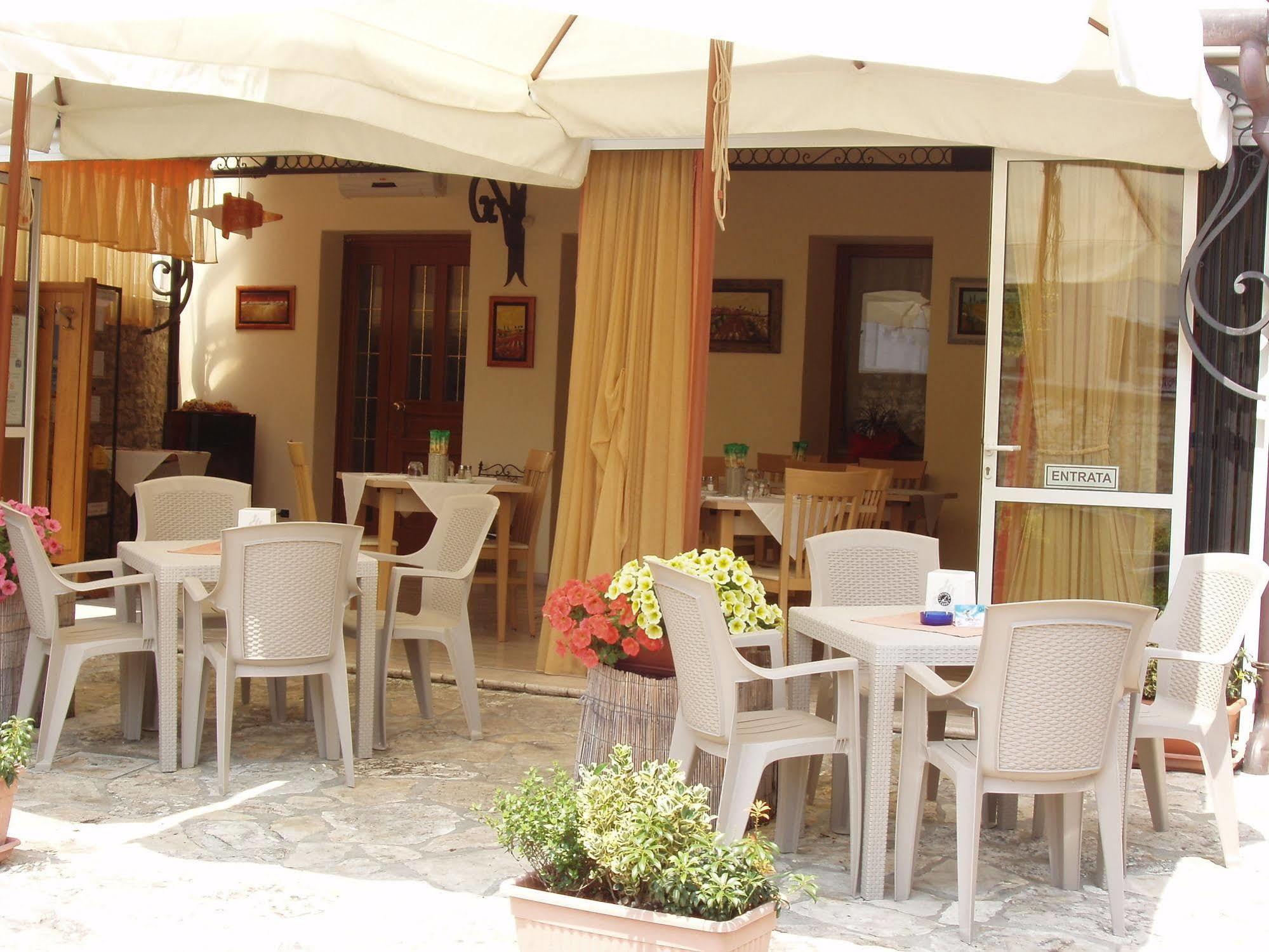 Locanda Ai Archi Di Andreola Monica Farra di Soligo Ngoại thất bức ảnh