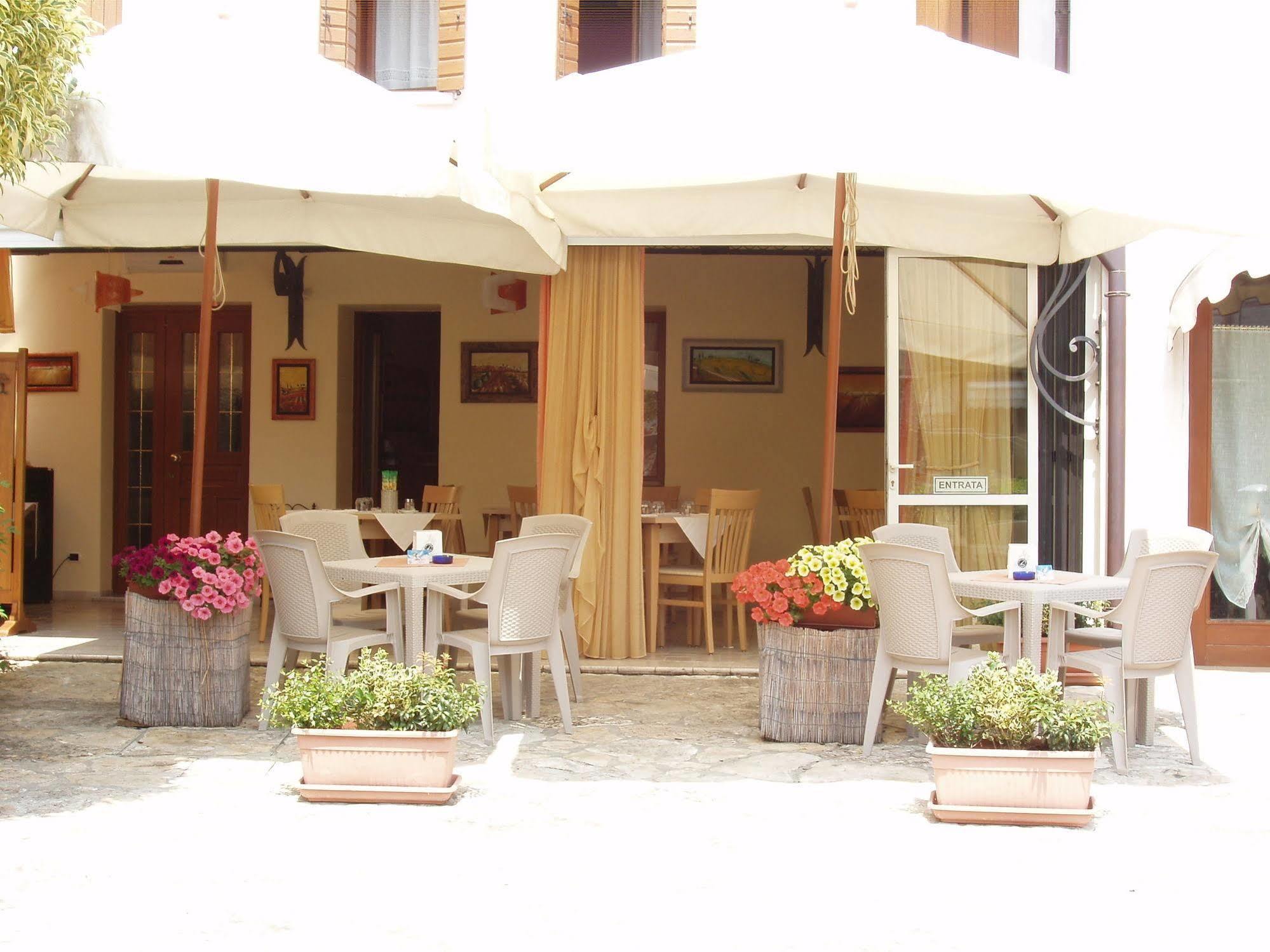 Locanda Ai Archi Di Andreola Monica Farra di Soligo Ngoại thất bức ảnh